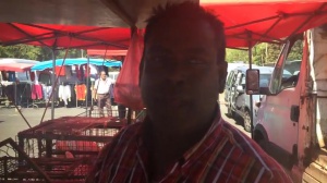 A Sainte-Suzanne, les forains accueillent Didier Robert