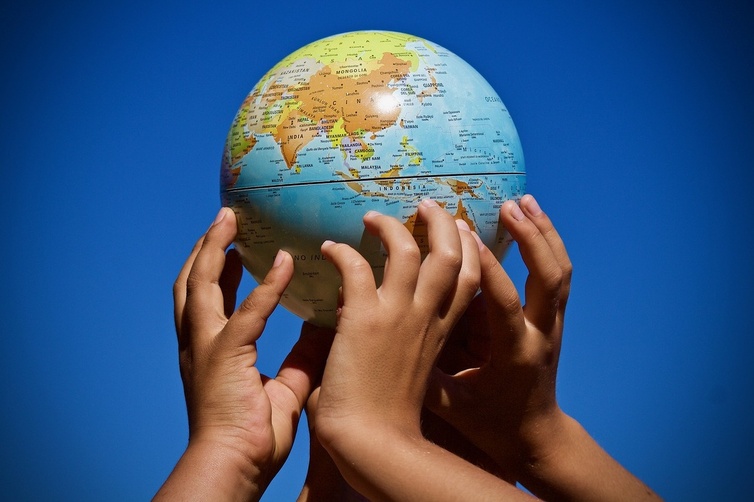 Crise sanitaire et économique : invitation à la cohésion et à la solidarité Crise sanitaire et économique : invitation à la cohésion et à la solidarité