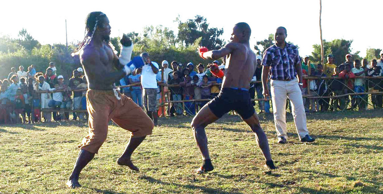 Sainte-Suzanne: lespri-Zélindor met l'équipe municipale en transe Sainte-Suzanne: lespri-Zélindor met l'équipe municipale en transe