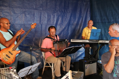 Asoir nana Kabar oté , di Kisa lé la ? Asoir nana Kabar oté , di Kisa lé la ?