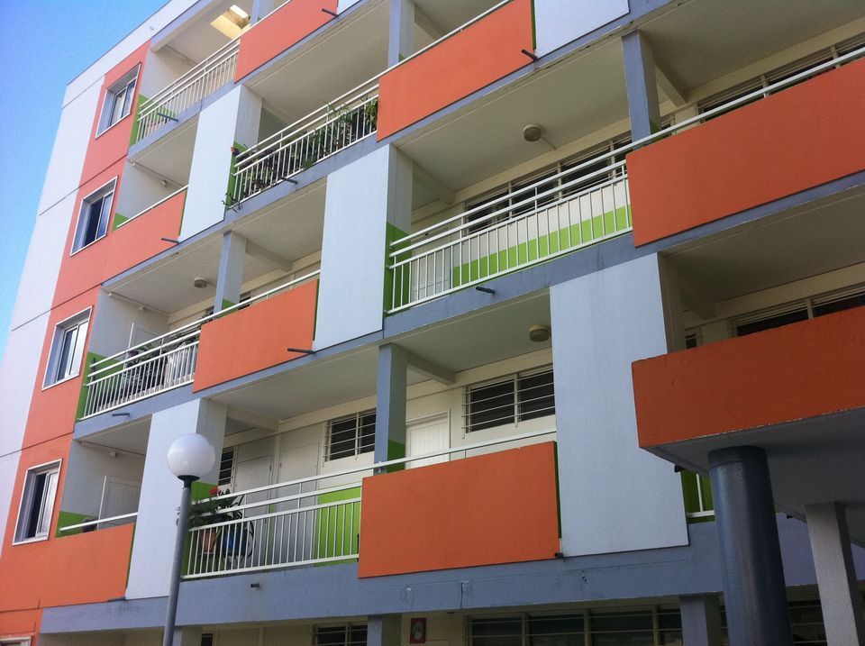 Réunionnaise indignée. Réunionnaise indignée.