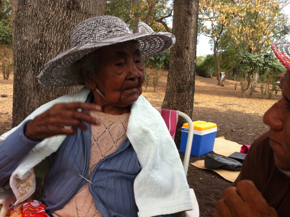 Madame Baba: notre avenir s'ecrit avec elle. Madame Baba: notre avenir s'ecrit avec elle.