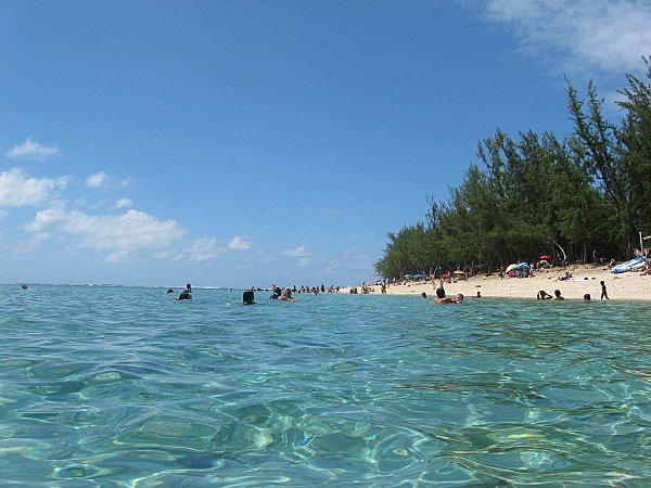 Des vacances à la plage avec Familles Solidaires.