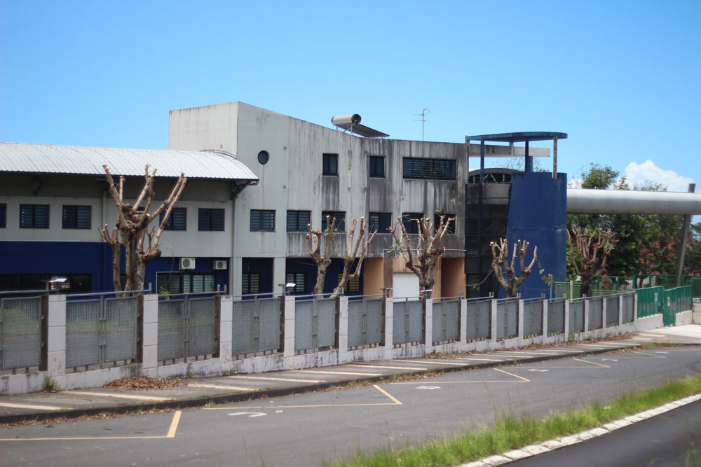 Le Collège de Quartier Français a mauvaise mine