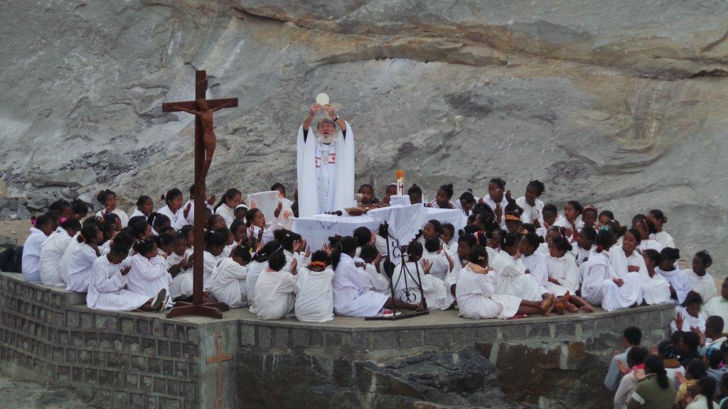 Ascension : sur les traces du Père Pédro Ascension : sur les traces du Père Pédro