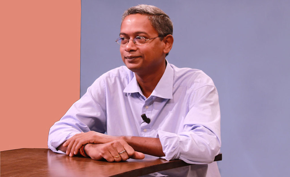 Freddy Samy : "Les politiques s'en foutent des jeunes" Freddy Samy : "Les politiques s'en foutent des jeunes"