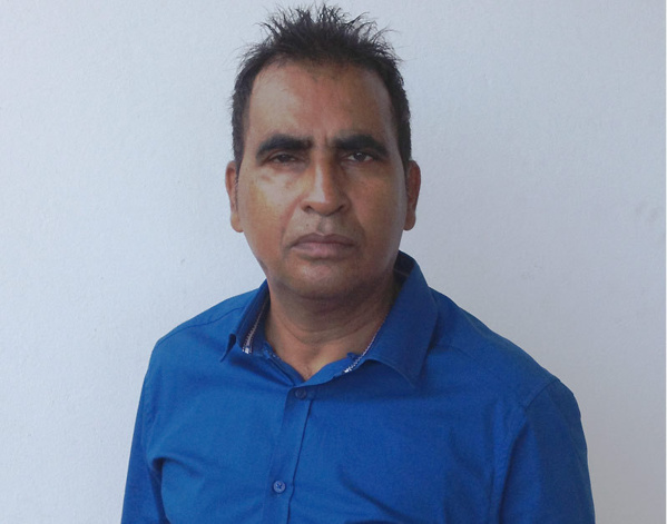 "Je conduirai une liste aux Municipales 2014 de Saint-André" "Je conduirai une liste aux Municipales 2014 de Saint-André"