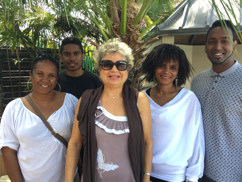 Pour Kishore Pouniandy (LaRéunionEcolo), EELV Paris i commande pas nous ! Pour Kishore Pouniandy (LaRéunionEcolo), EELV Paris i commande pas nous !