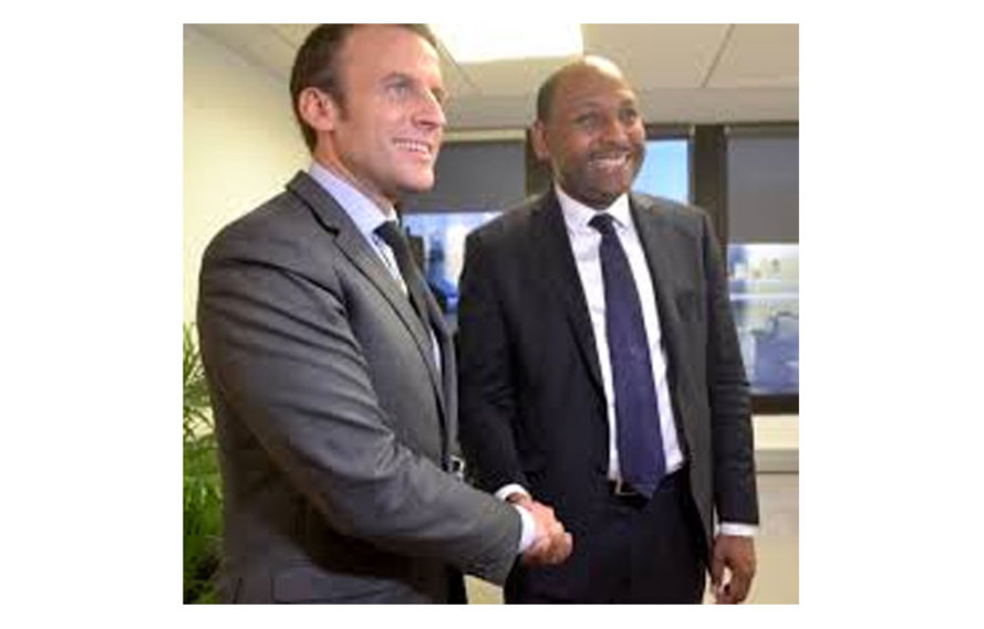 Emmanuel Macron, des parrainages et un vote utile ! Emmanuel Macron, des parrainages et un vote utile !