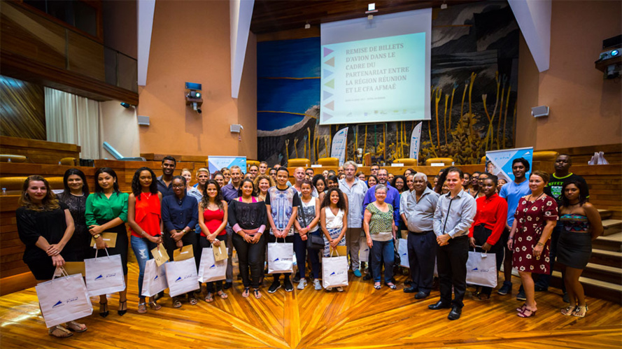 Formations dans les Métiers de l'aérien : Une quarantaine de jeunes Réunionnais s’apprête à partir Formations dans les Métiers de l'aérien : Une quarantaine de jeunes Réunionnais s’apprête à partir