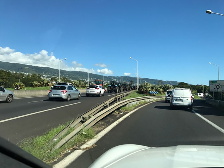 Les agriculteurs sont dans la ville