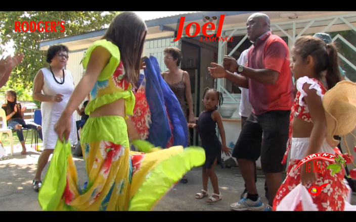 Piknik à l'Étang Salé Piknik à l'Étang Salé