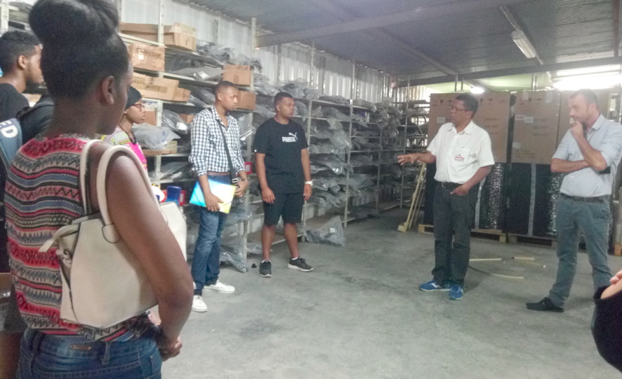 10 Jeunes de la Mission Locale Nord découvrent le monde de l’entreprise 10 Jeunes de la Mission Locale Nord découvrent le monde de l’entreprise