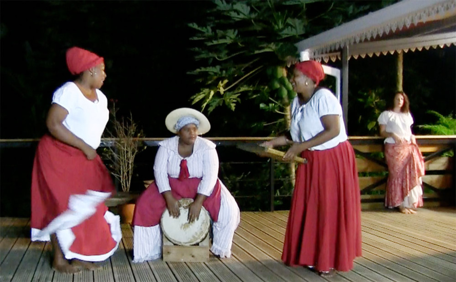 Un son dans la nuit… Un son dans la nuit…