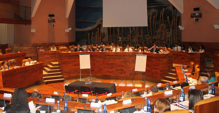 Vergoz, Robert et Vergès lancent la campagne des Présidentielles à La Réunion