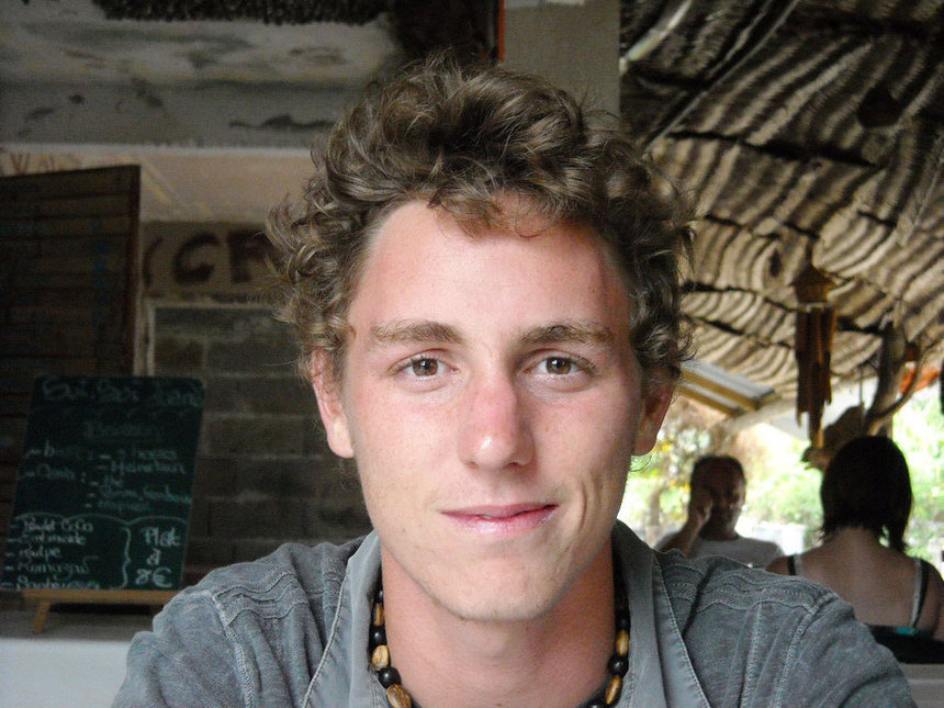 Clément Huguet (EELV) : "Il faut envisager la possibilité de passer aux 32 h/semaine"