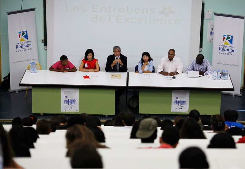 "Je crois beaucoup à l'excellence réunionnaise", a dit Nassimah Dindar