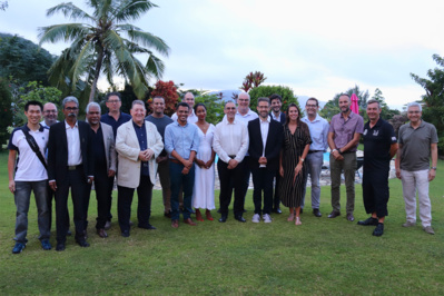 Les 13 entreprises réunionnaises chez son Excellence Mr Dominique MAS, Ambassadeur de France aux Seychelles