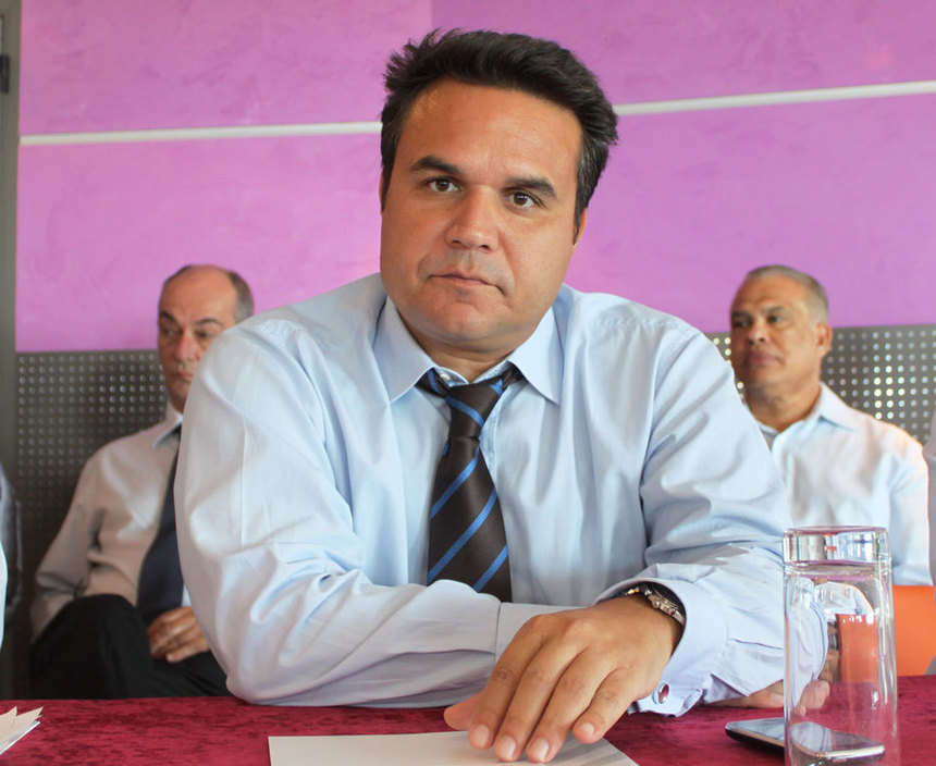 "Les maires de La Réunion en confiance solidaires de la Région"