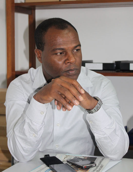 Cyrille Hamilcaro informe Claude Hoarau : "Thierry Sam-Chit-Chong n'est plus dans notre groupe"