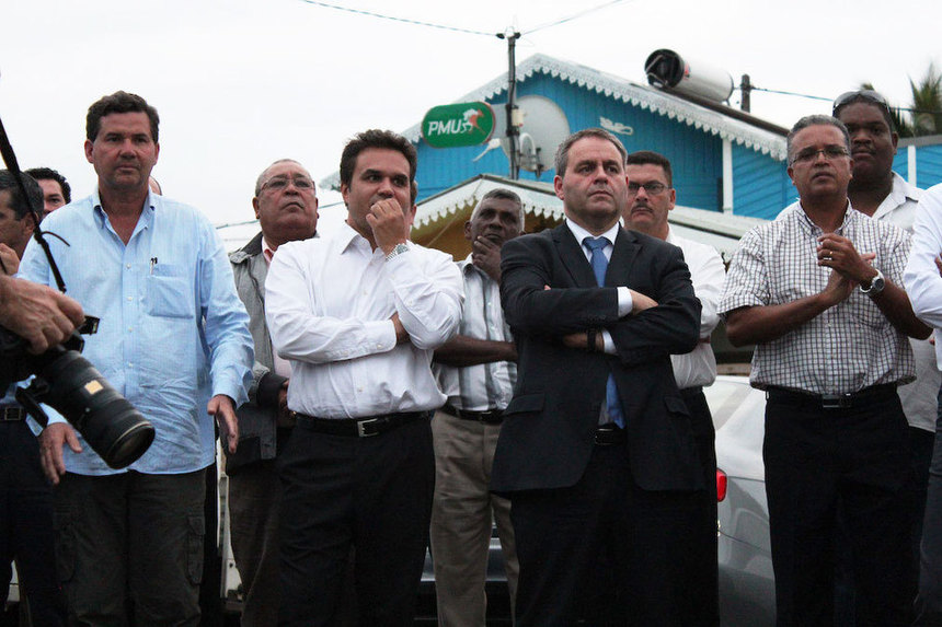 Xavier Bertrand exhorte les Réunionnais à voter pour "une France forte"