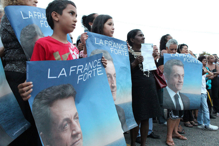 Xavier Bertrand exhorte les Réunionnais à voter pour "une France forte"