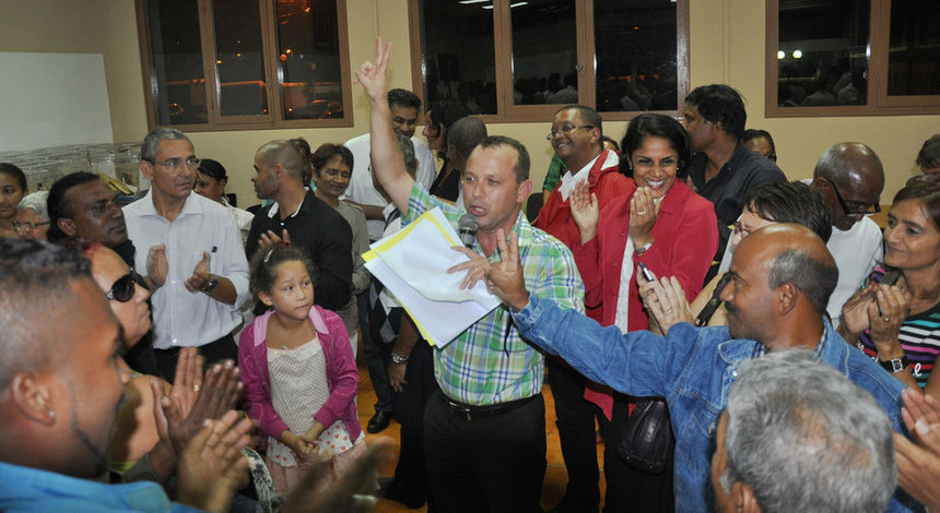 Eric Fruteau : "Prolonger la dynamique de la victoire dans la cinquième circonscription"