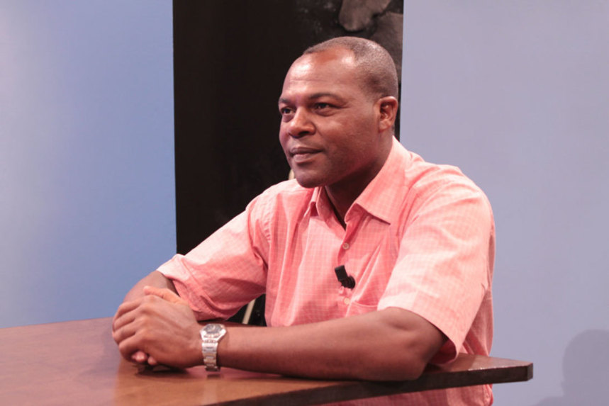 Cyrille Hamilcaro : "Des premières décisions gouvernementales décevantes !"