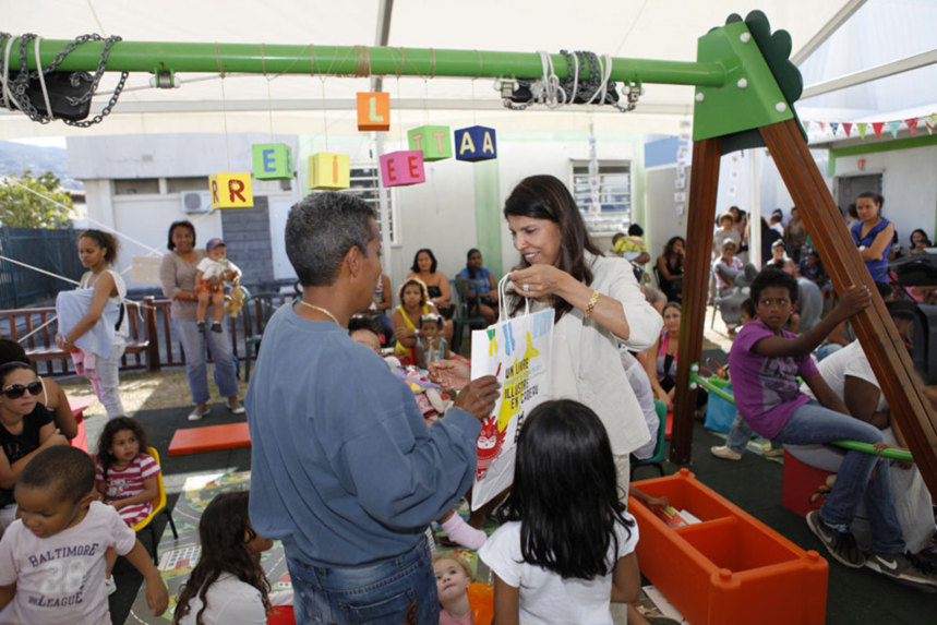 Nassimah Dindar : "La lutte contre l’illettrisme est une grande cause pour notre île"