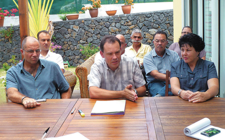 Petite-Ile : Serge Hoareau fustige la gestion municipale de Guito Ramoune