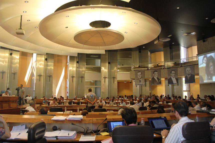 Conseil général : un budget primitif 2013 insincère et voté dans la confusion