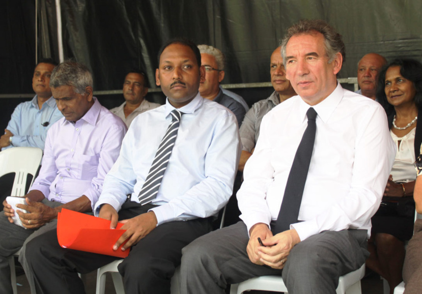 Rétro juillet 2012 : Thierry Robert soutient le gouvernement PS, Nassimah Dindar se montre réservée