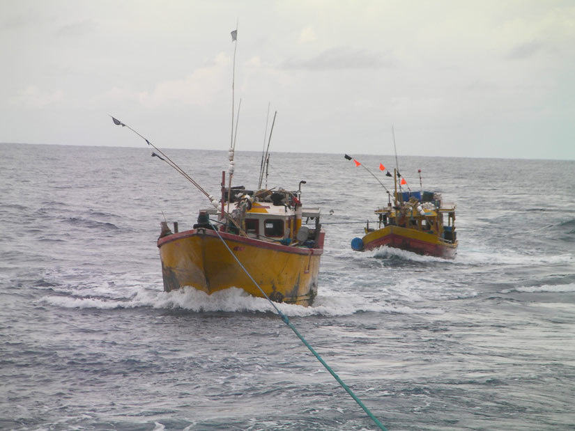 Les deux navires interceptés à quai à Port-Louis