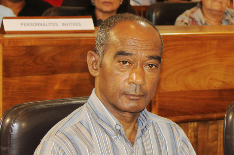 CCAS Trois-Bassins : atelier de la parentalité à l'école Benjoins