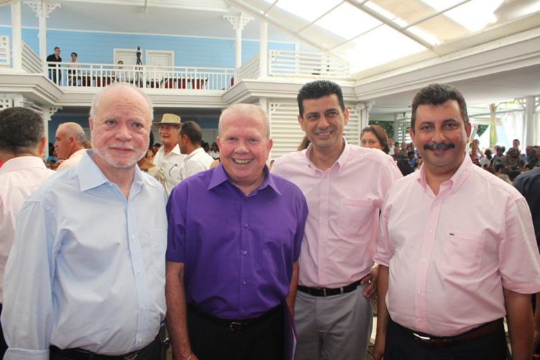 Jean-Claude Fruteau accompagne le Premier ministre aux Antilles