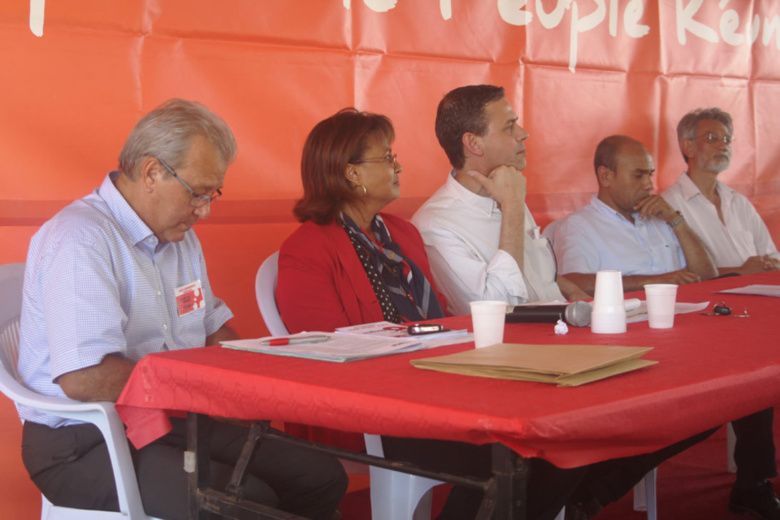 Le 8e Congrès du PCR ouvre la porte aux "jeunes", leur tâche sera difficile
