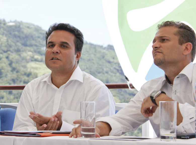 Didier Robert met son tampon sur Objectif Réunion