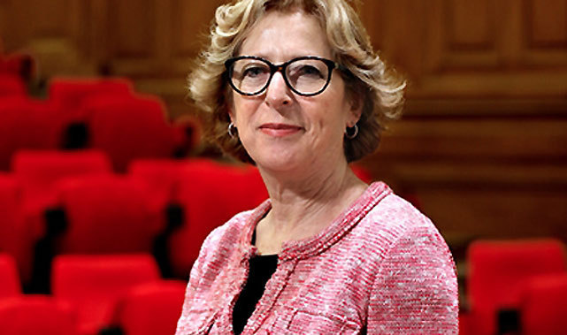 La ministre de l'Enseignement supérieur répond à Ericka Bareigts sur l'Université