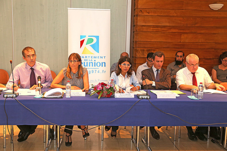 Indicateurs sociaux de La Réunion : une situation hors-norme