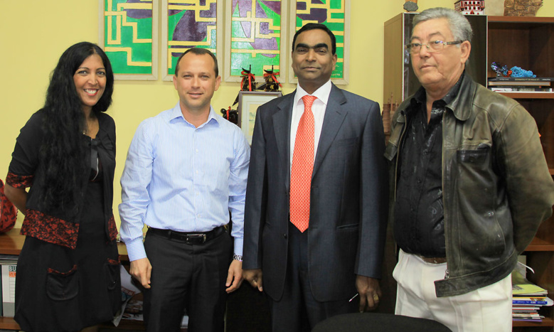 Le maire de Saint-André reçoit le Consul général de l’Inde