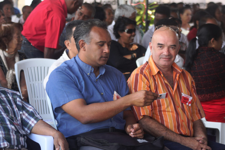 "Eric Fruteau ne dit pas tout"