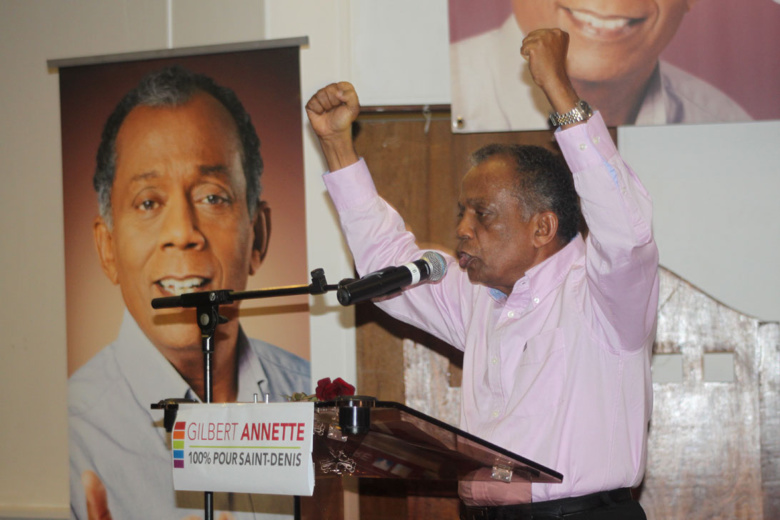 Gilbert Annette lance sa campagne par un droit d'inventaire de son mandat et de celui de Victoria