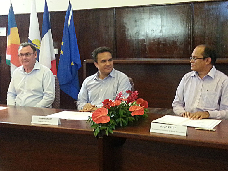 Didier Robert : "Tendre vers l’autonomie énergétique pour nos îles"