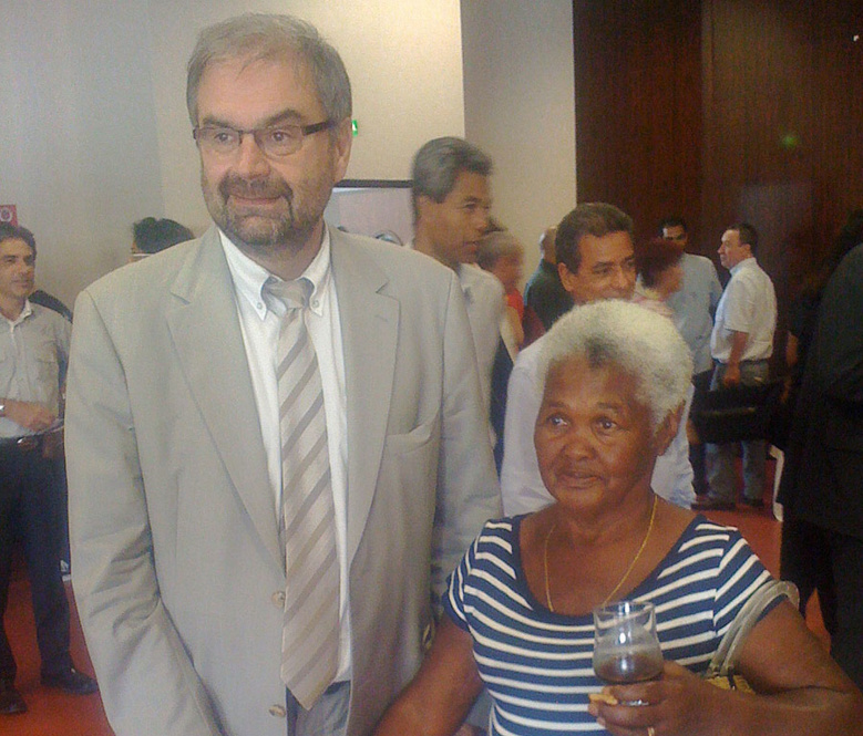 L’abolition de l’extrême pauvreté à La Réunion, avant 2015 L’abolition de l’extrême pauvreté à La Réunion, avant 2015