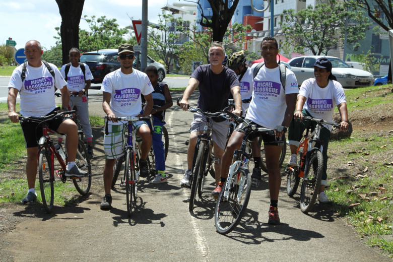Michel Lagourgue en campagne à vélo Michel Lagourgue en campagne à vélo