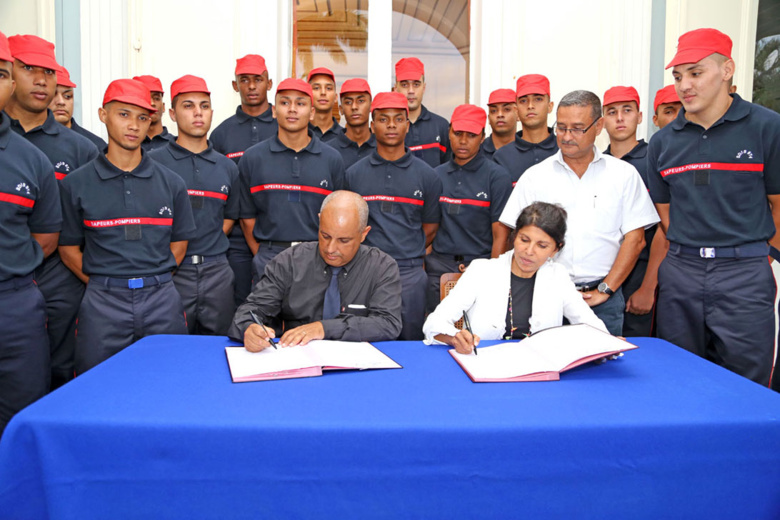 Un Bac pompier au lycée professionnel de St-Benoît Un Bac pompier au lycée professionnel de St-Benoît