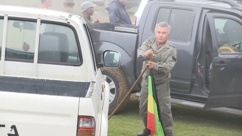 Aniel Boyer : au sommet du Dimitile pour rendre un hommage au Capitaine Dimitile Aniel Boyer : au sommet du Dimitile pour rendre un hommage au Capitaine Dimitile