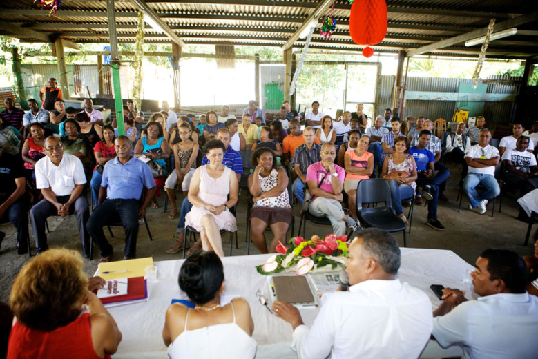 "pas de moins de 150 militants et sympathisants qui ont répondu présents" "pas de moins de 150 militants et sympathisants qui ont répondu présents"