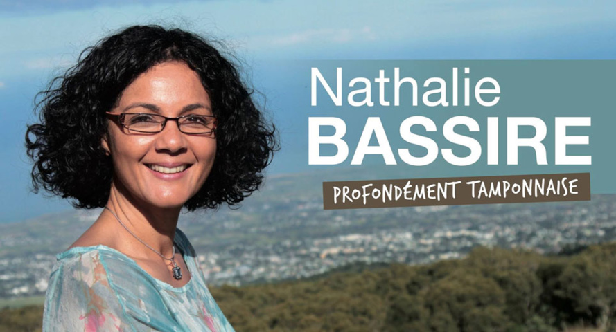Nathalie Bassire s'engage sur une charte pour les élections de mars 2014