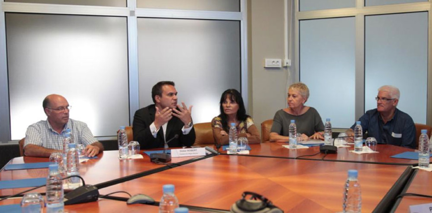 La réponse favorable de Laurent FABIUS aux demandes de Didier ROBERT pour les Visas Chinois